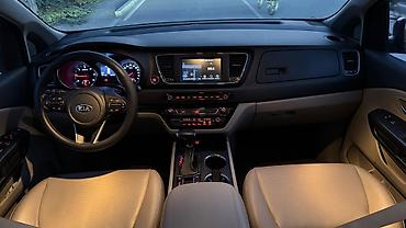 Kia: Kia Carnival: 2018 г., 2.2 л, Автомат, Дизель, Минивэн — 7