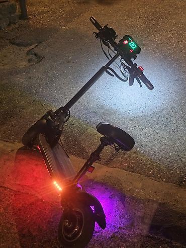 Elektrikli samokatlar: İşlənmiş Elektrik samokat 10", 501 - 750 Vt, 36 - 45 km/s, Ünvandan götürmə — 1