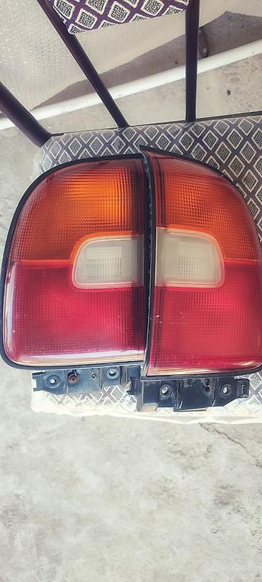 vectra stop: Toyota Rav 4 90/95 (1995–2002) üçün arxa fara komplekti (sol+sağ). - — 1