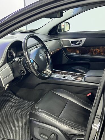Jaguar: Jaguar XF: 2010 г., 3 л, Автомат, Бензин, Седан — 6