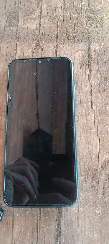 redmi 8a ekran: Məhsul: Xiaomi Redmi 9A (mavi tonlu) Xüsusiyyətlər: - Ekran: 6.53" — 1