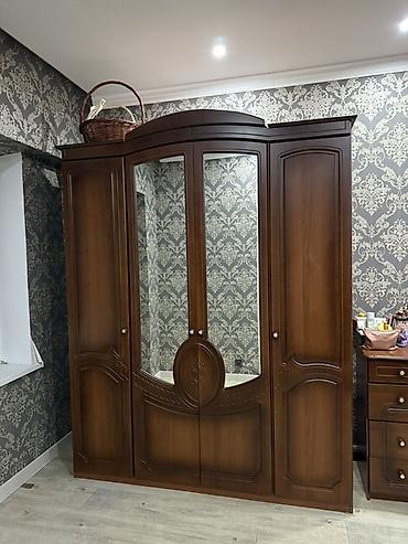 комод даром: Шифоньер, шкаф для одежды, Б/у, Прямой — 1
