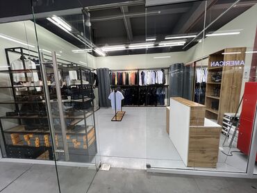 Стойки ресепшн: Столы ресепшен Администраторский стол Кассовый стол Занимаемся — 40