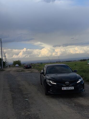 Трансфер, пассажирские перевозки: Комфортные поездки на Toyota Camry 70 2021 года ✔️ Для тех, кто ценит