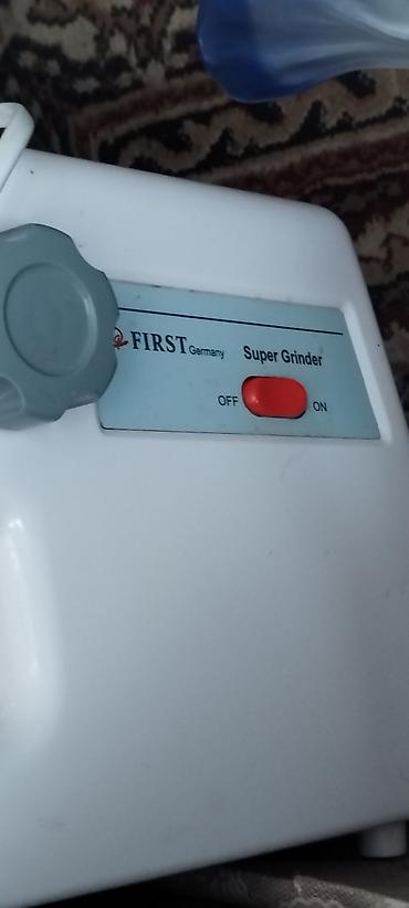 mini un dəyirmanı: Elektrik ətçəkən maşın – FIRST Germany Super Grinder - Marka/model — 2