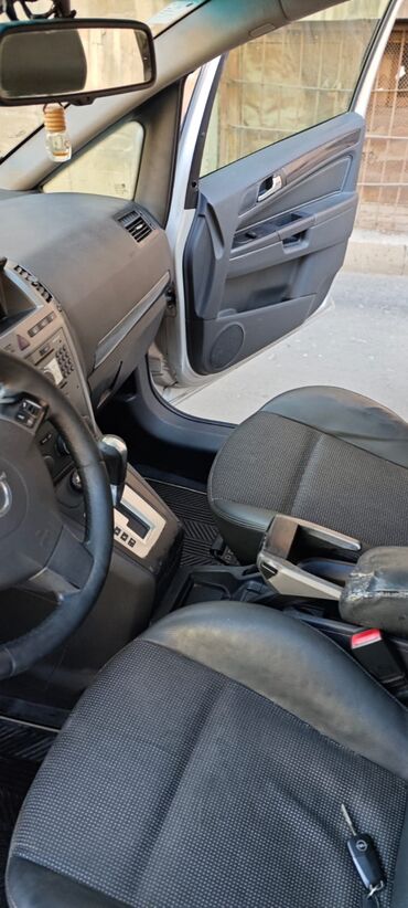 Opel: Maşın öz maşınımdır. Alıverci deyiləm. Maşın öz sınıfinin ən full — 4