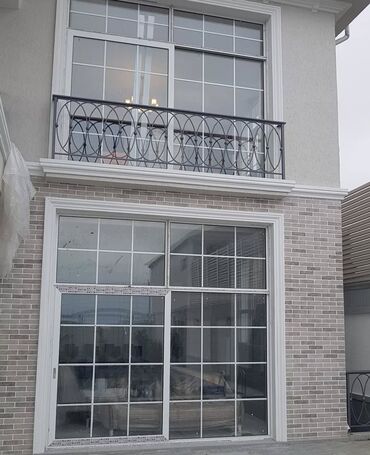 Balkonlar: Balkon baglanmagi əsas üstünlüklərindən biri havadan qorunmaqdır — 15