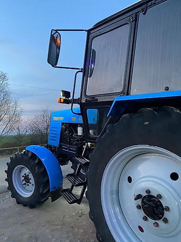 Digər kənd təssərüfat avadanlığı: Belarus MTZ 892 traktoru - Güclü dörd silindrli dizel mühərrik, ağır — 7