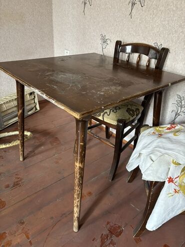 ofis stolları: Qonaq masası, Açılmayan, Taxta, Kvadrat masa