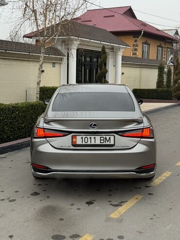 Lexus: Lexus ES: 2019 г., 2.5 л, Вариатор, Гибрид, Седан — 7