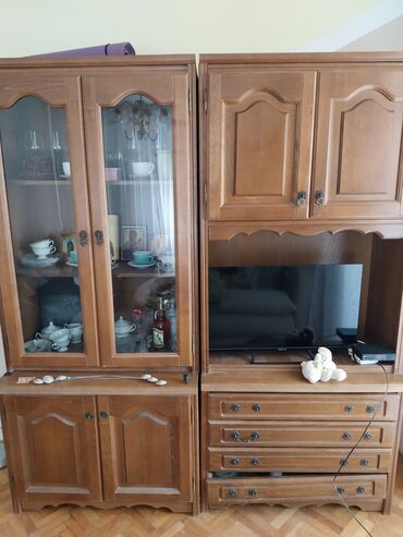 ormaric za pice: TV stand, color - Brown, Used