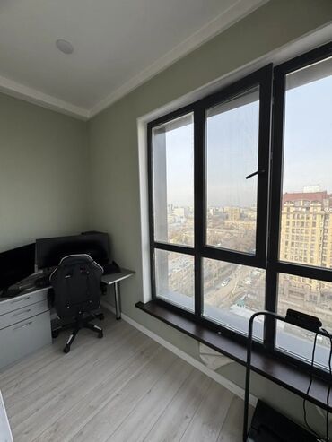 Долгосрочная аренда квартир: 2 комнаты, Риэлтор, Без подселения, С мебелью полностью — 11