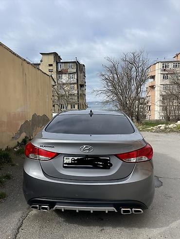 elantra difuzer: Hyundai Elantra: 1.8 l | 2011 il Sedan — 5