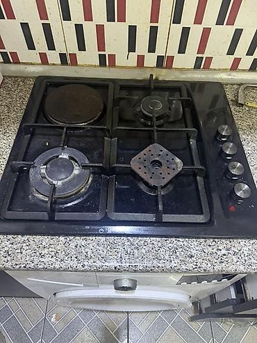 Plitələr və bişirmə panelləri: Quraşdırılan qaz plitəsi – 4 gözlü, kombinə edilmiş model - 3 qaz — 1