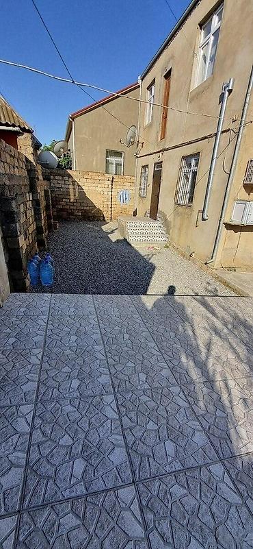 samaxida ev satilir: Yeni Ramana 4 otaqlı, 90 kv. m, Orta təmir — 1