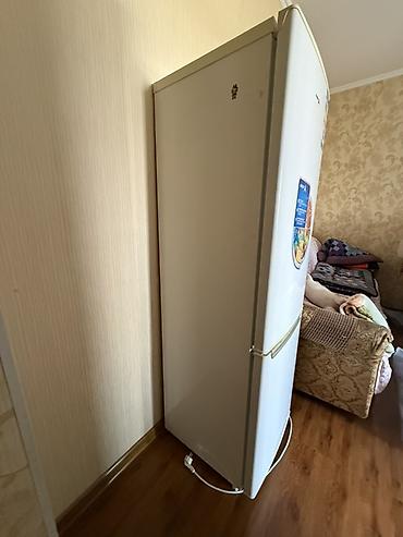 авент бутылка: Холодильник Авент, двухкамерный, с нижней морозильной камерой — 2