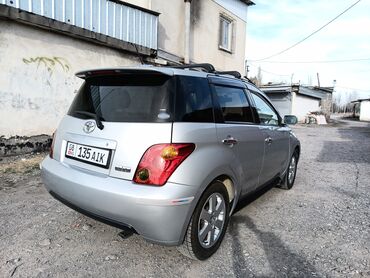Toyota: Toyota ist: 2003 г., 1.5 л, Автомат, Бензин, Хэтчбэк — 10