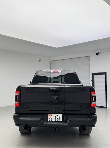 додж рам 1500: Dodge Ram 1500: 2019 г., 5.7 л, Автомат, Бензин, Пикап — 6