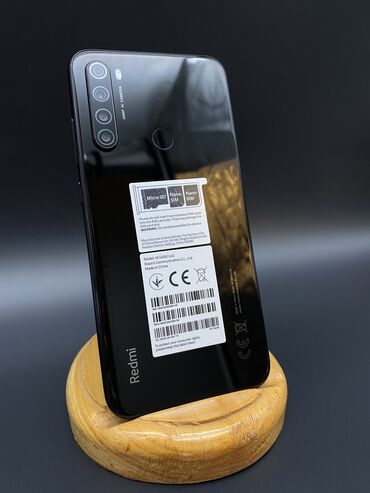 телефон х2: Xiaomi, Redmi Note 8, Б/у, 64 ГБ, цвет - Черный, 2 SIM