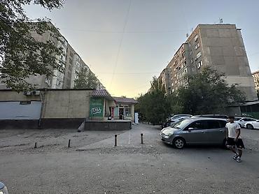 105: 2 комнаты, 48 м², Городок строителей 105 серия, 8 этаж, Старый ремонт — 9