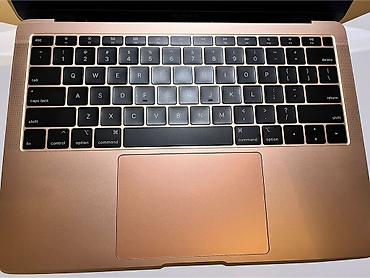 Apple MacBook: Apple MacBook Air, qızılı rəng (Gold) Xüsusiyyətlər: - 13.3" Retina — 2