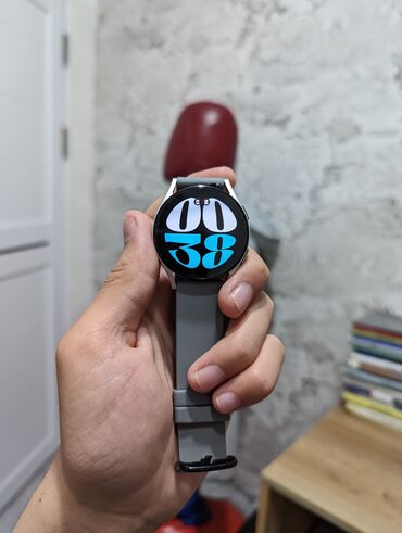 Galaxy watch 5 в идеальном состоянии нечего не менялось в подарок 2