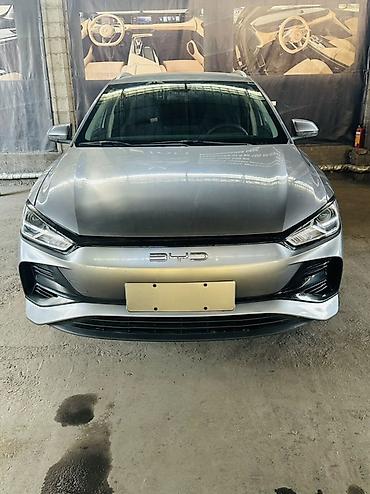 тойота bz4: BYD E2: 2023 г., Автомат, Электромобиль, Кроссовер — 8