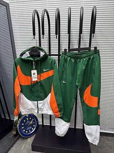 ballary pantalone: Šuškave komplet trenerke odličnog kvaliteta dostupne u M veličini — 1