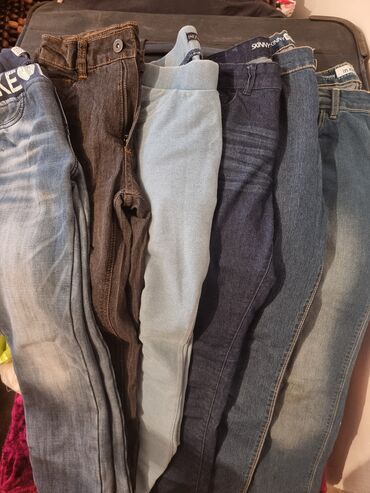 джинсы брюки: Джинсы и брюки