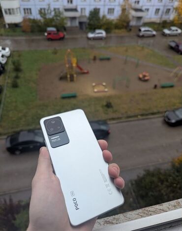 телефон раскладушка: Poco F4, Колдонулган, 128 ГБ, түсү - Ак, 2 SIM