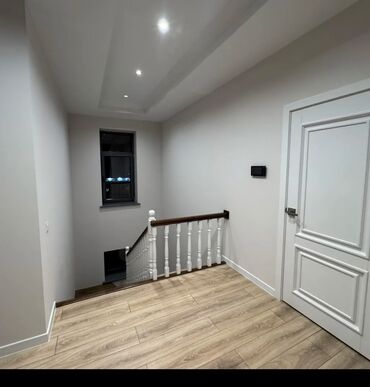 Продажа домов: Дом, 272 м², 6 комнат, Риэлтор — 22