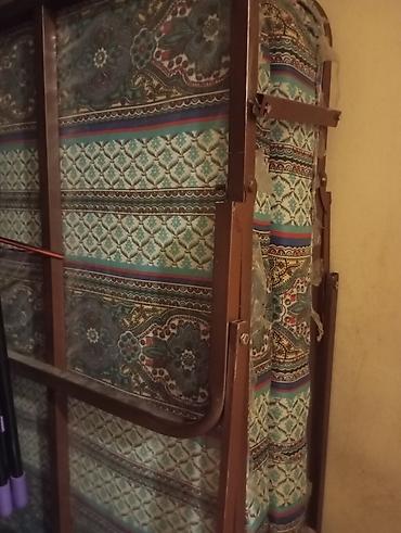raskuladuşka: Qatlanan çarpayı satılır. Metal karkaslı konstruksiyaya malikdir və — 1
