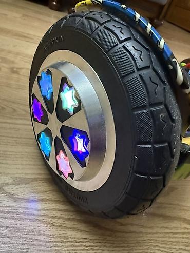 i̇sm: Öz-özünə balanslaşan skuter (hoverboard) – rəngarəng “graffiti” dizayn — 3