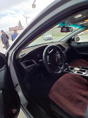 Hyundai Sonata: 2017 г., Автомат, Бензин, Седан — 2