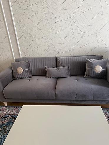 Yumşaq divan – boz rəng - Material: məxməri toxumalı yumşaq parça
