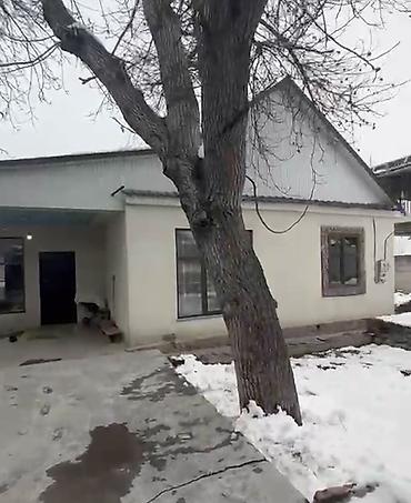 сдаю дом район старый талчок: 80 м², 4 комнаты — 2