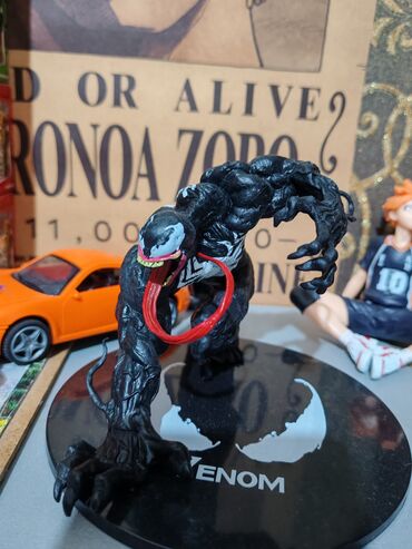 Oyuncaqlar: Fiqurların hər birinin öz qiyməti var Joker 28_azn Kakaşi 10_azn Luffy — 8