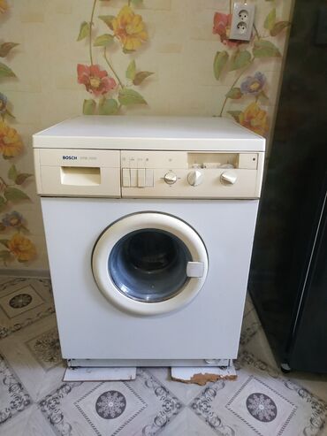 щетки для стиральной машины: Стиральная машина Bosch в нерабочем состоянии