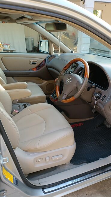 Lexus: Lexus RX: 2001 г., 3 л, Автомат, Бензин, Кроссовер