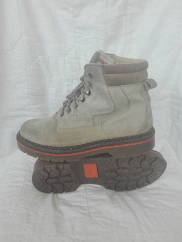 ugg lv boots: Ankle boots, Ellesse, 41