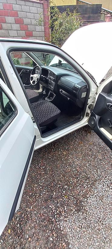range over: Volkswagen Golf: 1995 г., 1.9 л, Механика, Дизель, Хэтчбэк — 8