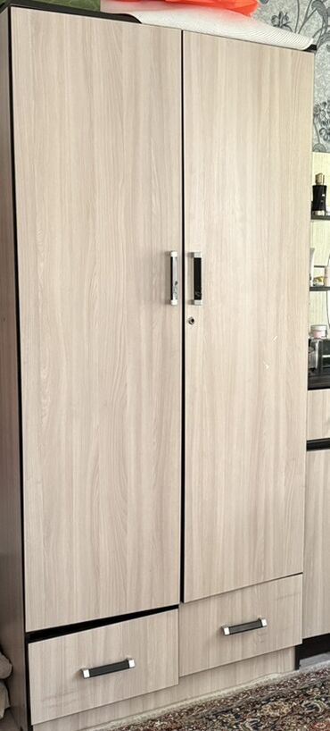 комоды икеа: Кийим салуучу шкаф, Түз, ЛДСП