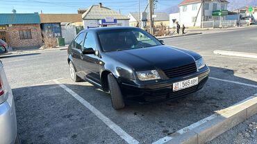 Volkswagen: Volkswagen Jetta: 2003 г., 2 л, Автомат, Бензин, Седан