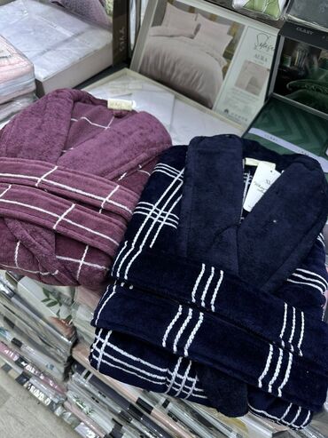 Домашние костюмы: Махровые халаты Снаружи велюровый хлопок Супер качество Отлично