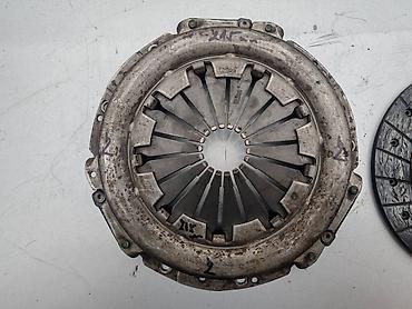 auspuh za auto: Korpa i lamela Lada 21214 Niva fi 215mm-Valeo- br.2. Polovno, ocuvano — 3