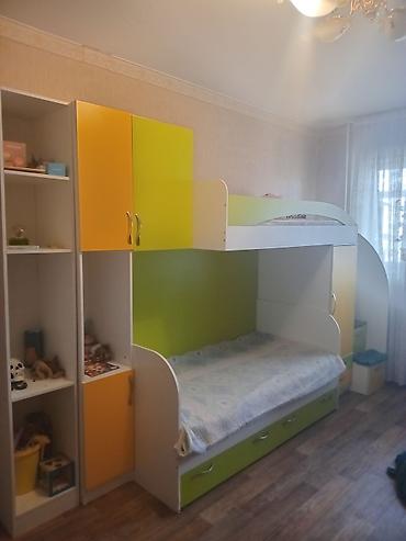 Двухъярусные детские кровати: Детская модульная стенка с двухъярусной кроватью и большим количеством — 7