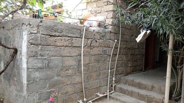 Həyət evləri və villaların satışı: Maştağada heyet evi satılır. 131 nömreli avtobusun axrıncı — 15