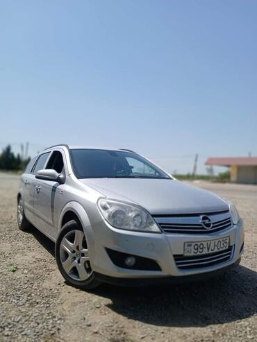 Opel: Salam maşın ela veziyyetdedir maşında 4 teze teker qoyulub akrmiyator — 5