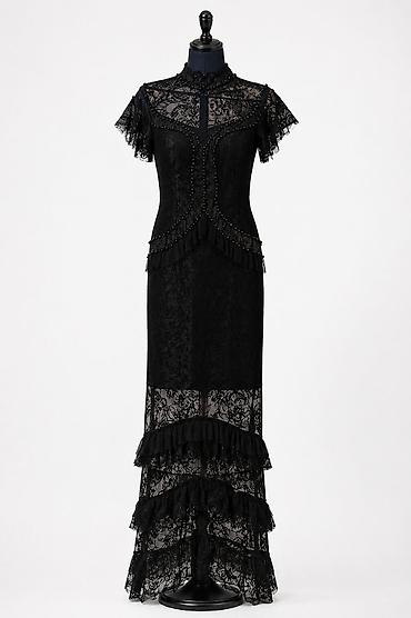 Qara qipiqli maxi don - Rəng: dərin qara - Stil: viktorian ruhlu
