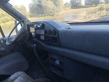 фура прсеп: Mercedes-Benz Sprinter (первое поколение), бортовой грузовик — 3
